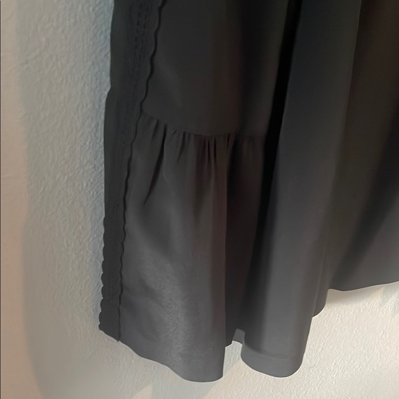 J Crew Silk Bell Sleeve Elegant Black Women's Top size 10 - Picture 4 of 6